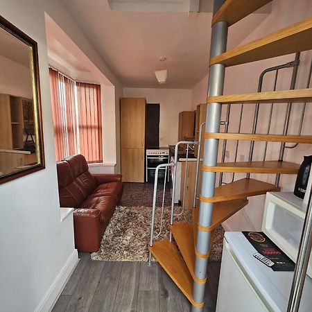 Available Rooms At Buckingham Road Doncaster Exterior photo