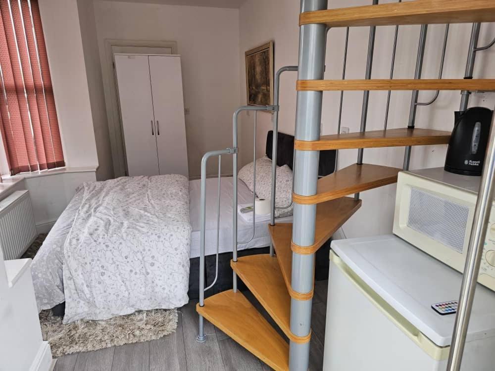 Available Rooms At Buckingham Road Doncaster Exterior photo