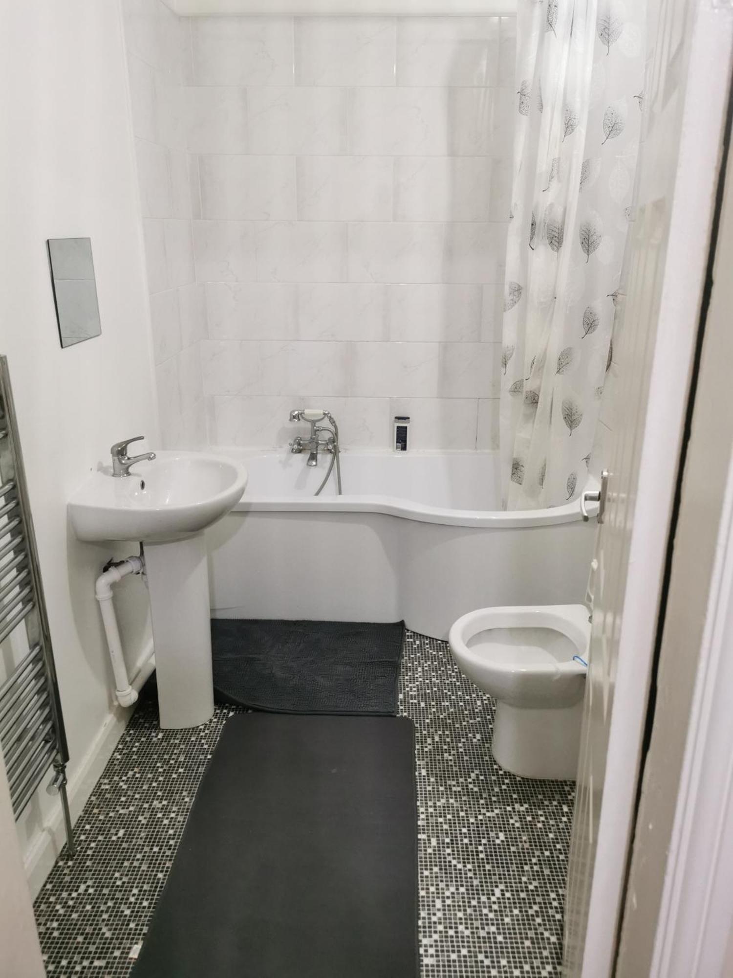 Available Rooms At Buckingham Road Doncaster Exterior photo